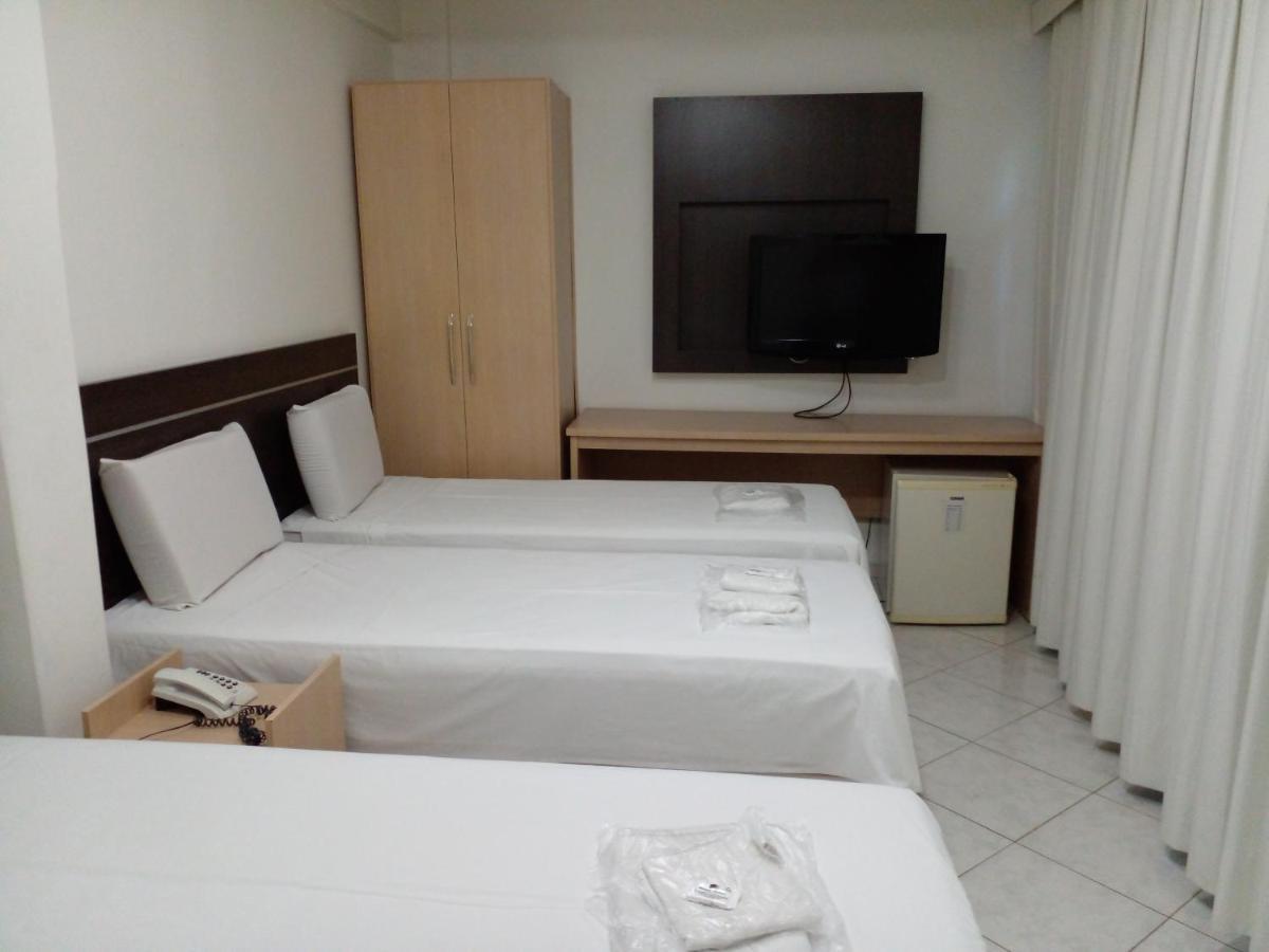 Hotel Minas Brasil Montes Claros Exterior foto